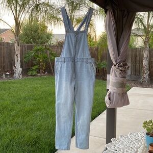 FOREVER 21 denim overalls, light blue wash, size 26